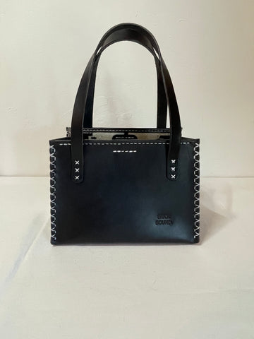 Bajada / Black lined