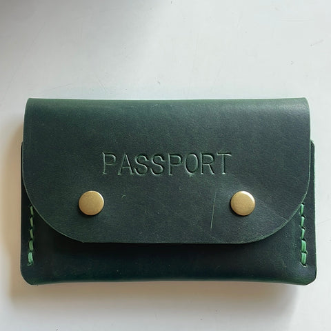 Pangaea Passport / Green
